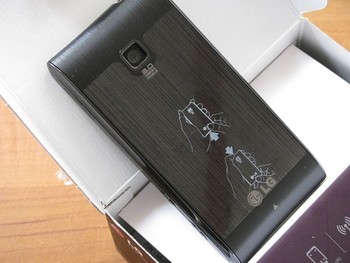 $2300 Pesos. LG GT540 Nuevo en caja y accesorios originales