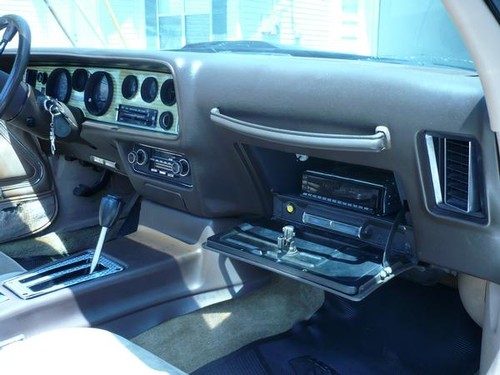 Image 2 of 1981 Pontiac Turbo Trans…