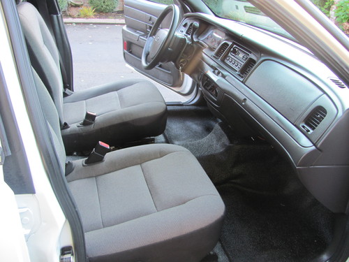 Image 3 of 2006 Ford Crown Victoria…