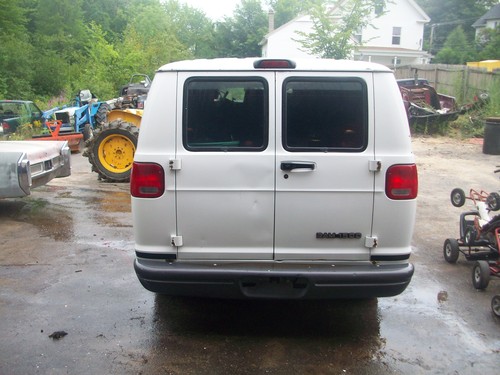 Picture of a 1999 dodge van/rwd/auto/3.9 liter/some rust/runs and drives great