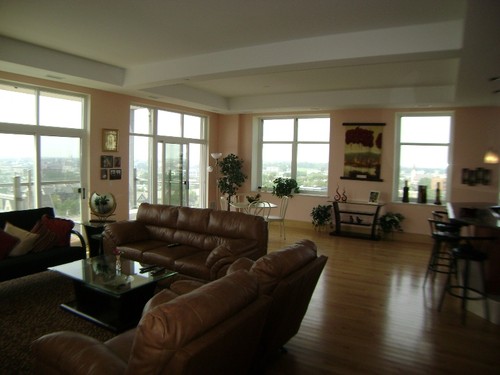 1313 N Franklin, milwaukee, WI, 53202, US