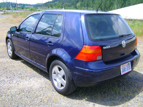 Picture of a *~2004 VOLKSWAGEN GOLF 4-DOOR HATCHBACK~139K~ DRIVES GREAT~