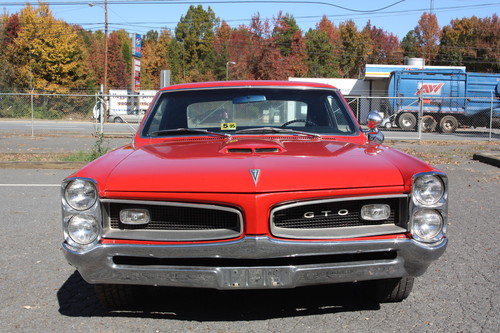 Image 3 of 1966 Pontiac GTO Red