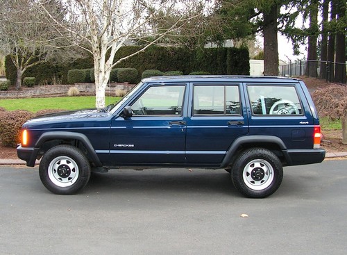 Image 7 of 2000 Jeep Cherokee Square…