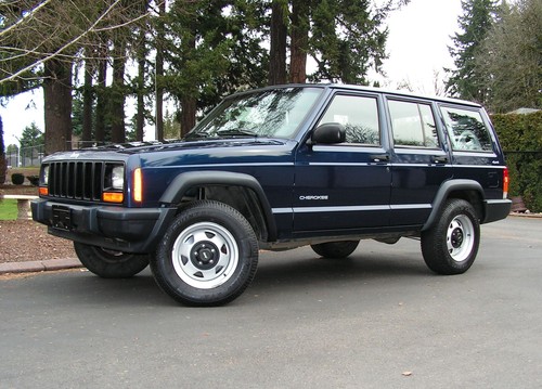 Image 10 of 2000 Jeep Cherokee Square…