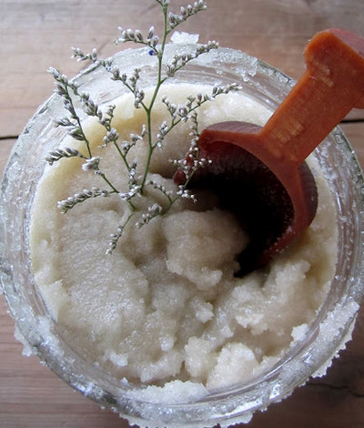 Coconut-Lavender-Body-Scrub-400x470.jpg
