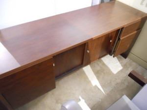 executivedesksets04-2011005.jpg