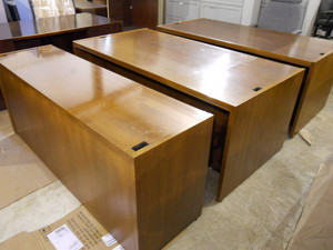executivedesks001.jpg