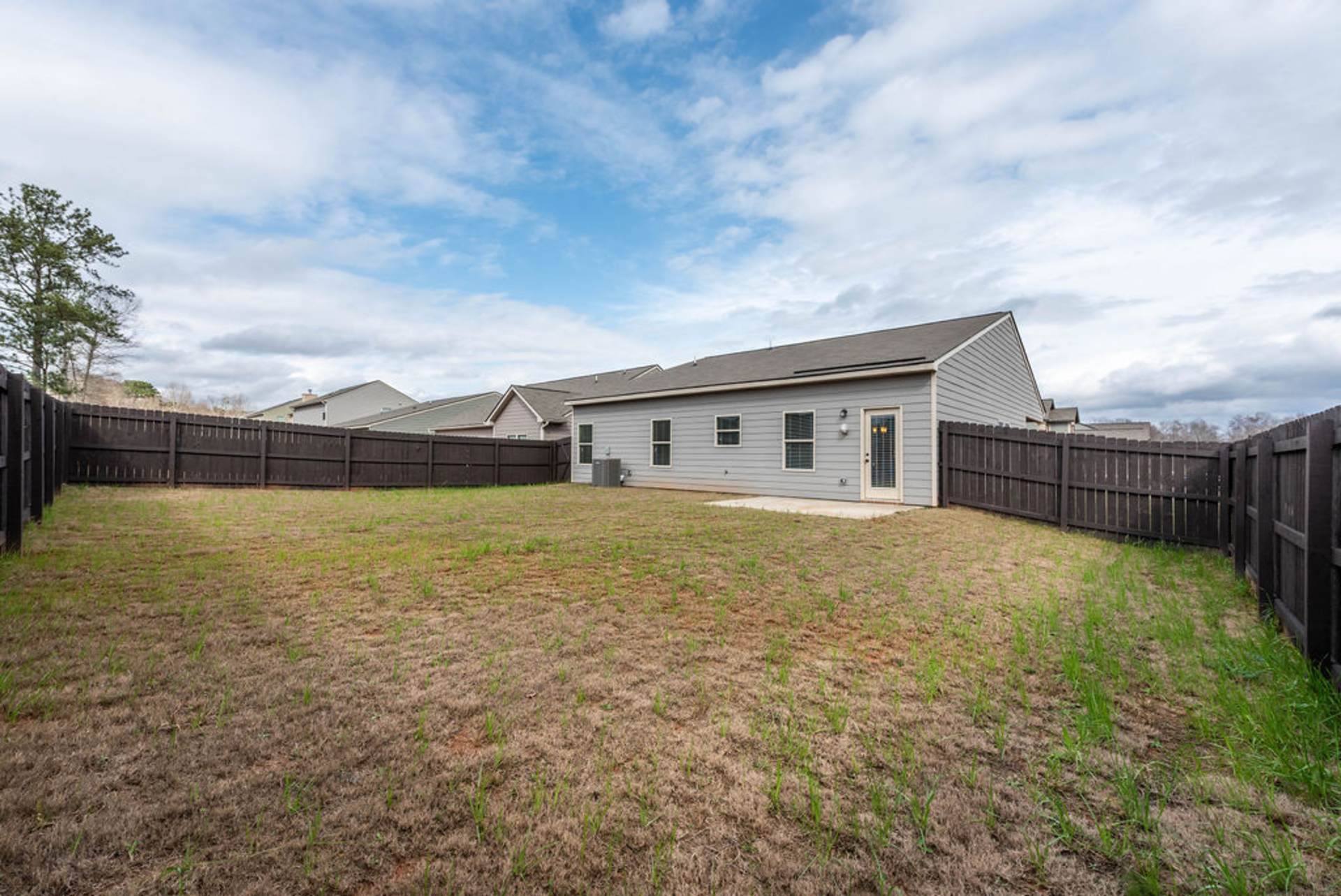 House for Rent 11157 Wind Ridge Dr *AVAILABLE!* Powered by vFlyer