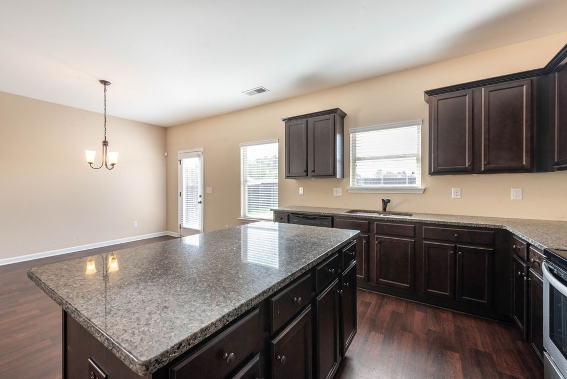 House for Rent 11157 Wind Ridge Dr *AVAILABLE!* Powered by vFlyer