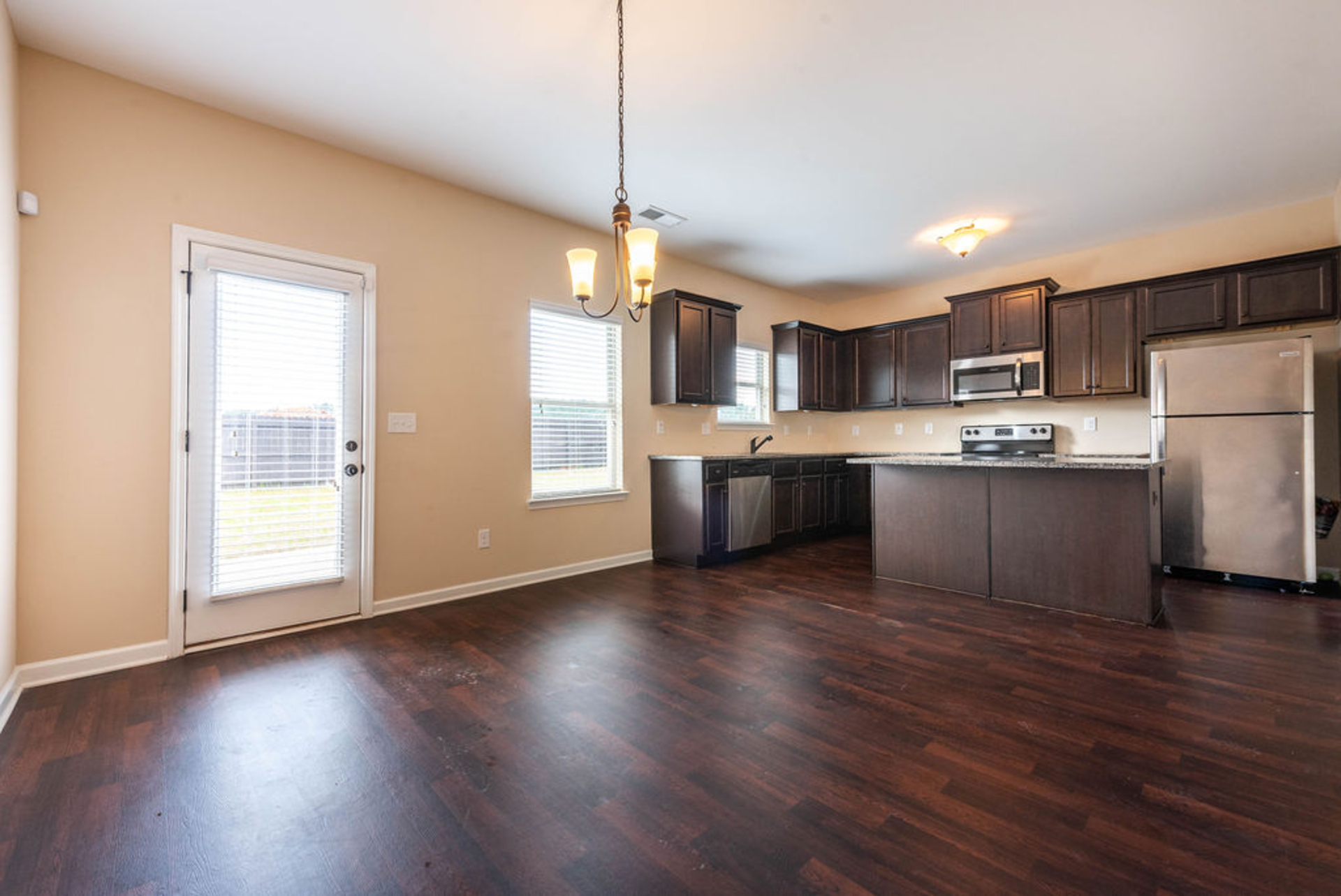 House for Rent 11157 Wind Ridge Dr *AVAILABLE!* Powered by vFlyer