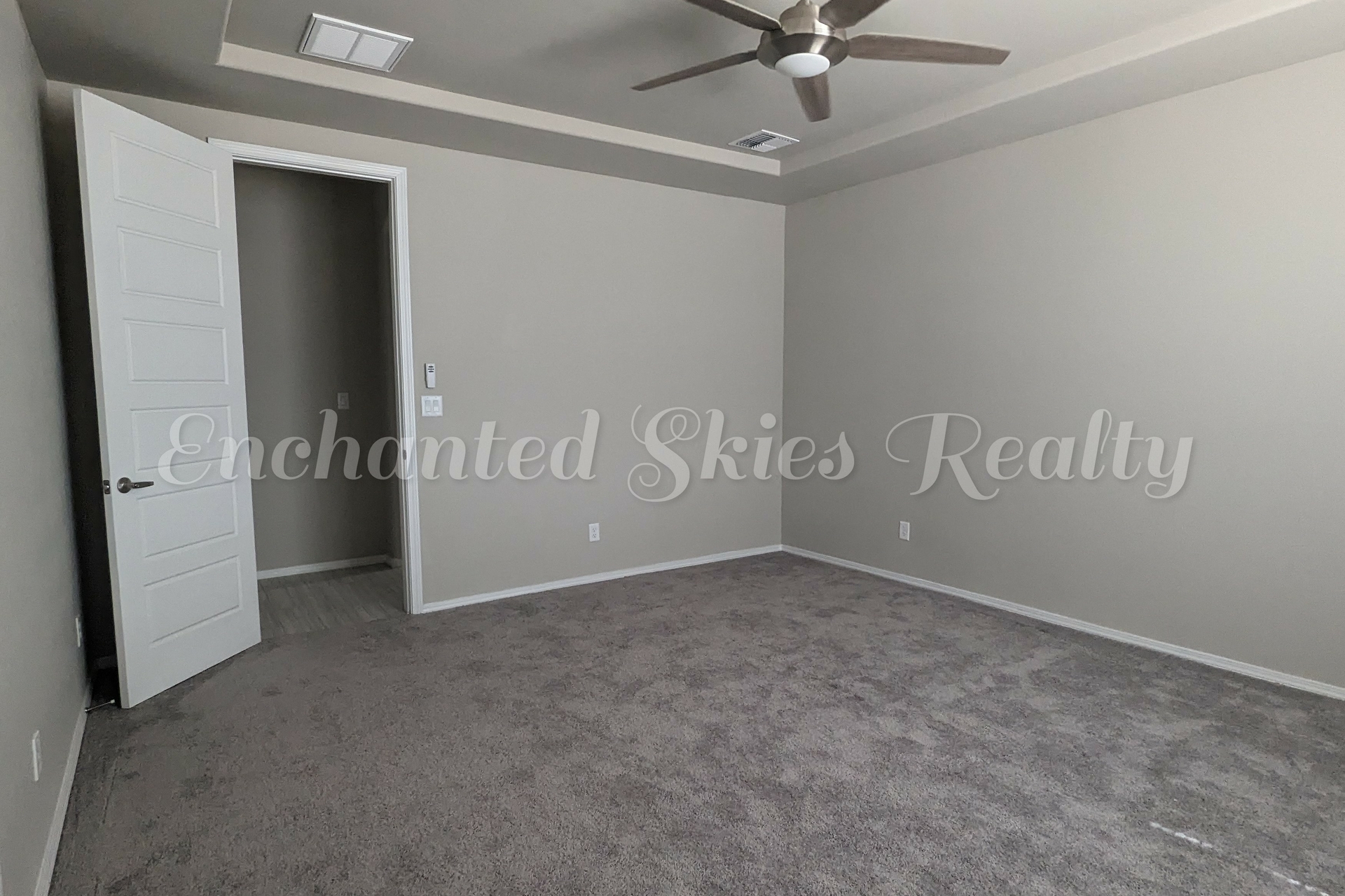 House for Rent This is Your Opportunity to rent a luxurious 3bedroom, single family home! It