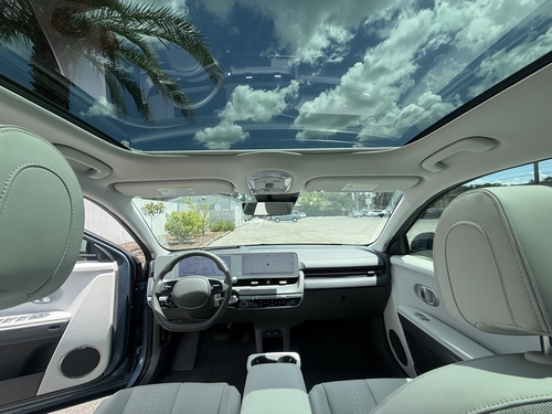 2024 Hyundai IONIQ 5 Limited - Photo 13