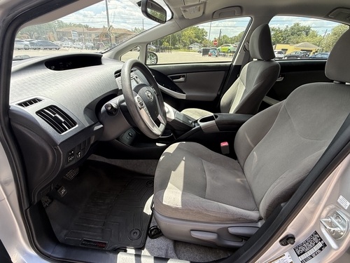 2013 Toyota Prius Three - Photo 11