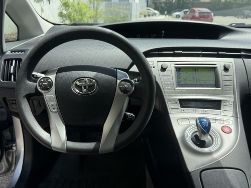 2013 Toyota Prius Three - Photo 14