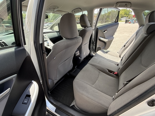 2013 Toyota Prius Three - Photo 20
