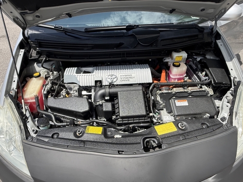 2013 Toyota Prius Three - Photo 27