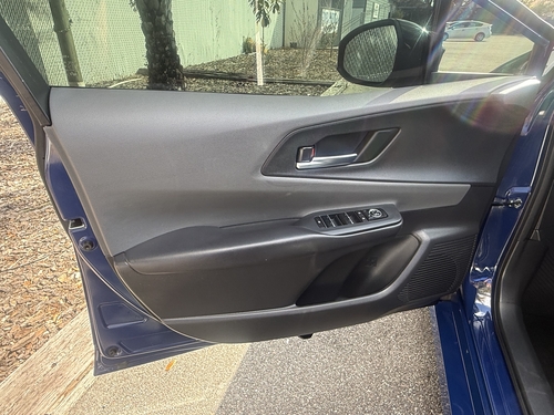 2024 Toyota Prius XLE - Photo 9