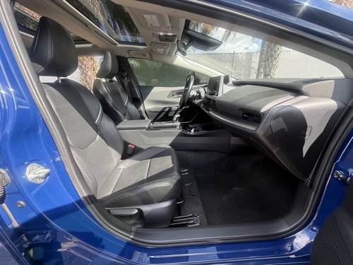 2024 Toyota Prius XLE - Photo 16