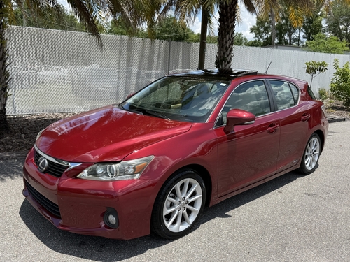 2011 Lexus CT 200h 200h Premium's photo