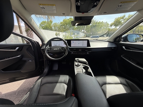 2023 Kia EV6 Wind - Photo 11